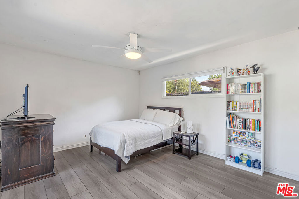 6626 Burnet Avenue Property Photo 30