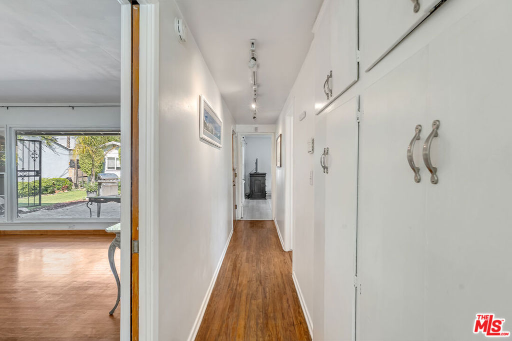 6626 Burnet Avenue Property Photo 40