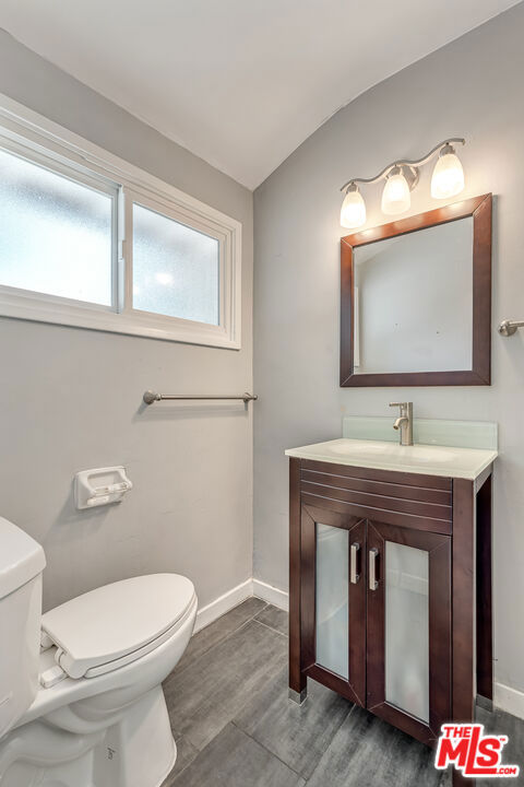 6626 Burnet Avenue Property Photo 42