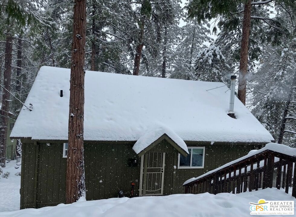 23041 Oak Leaf Lane Property Photo 4