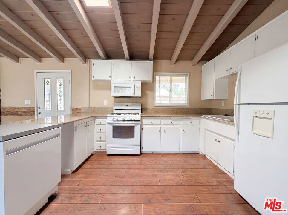 1145 Rivera Drive Property Photo 3