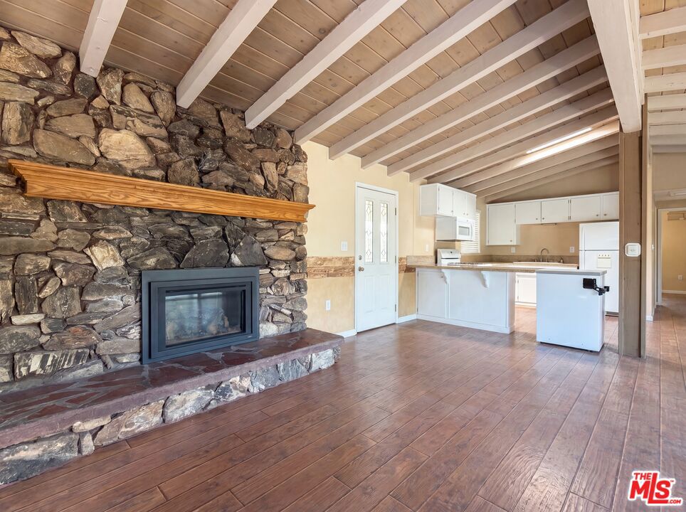 1145 Rivera Drive Property Photo 8