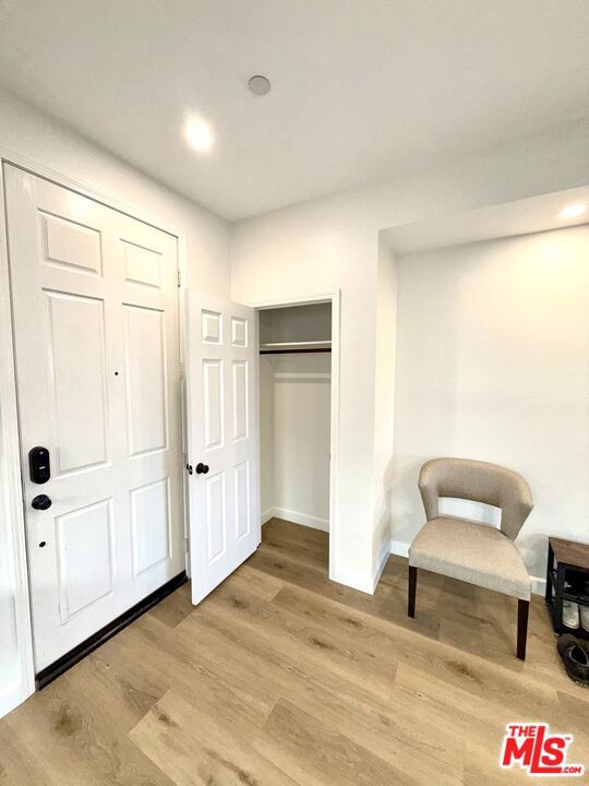 1629 Julia Way Property Photo 14