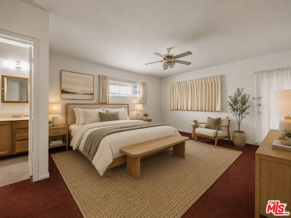 311 E Doran Street Property Photo 15