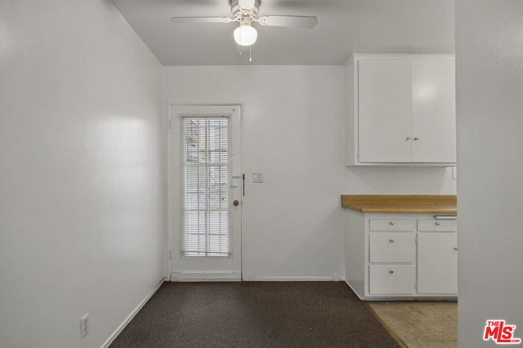 311 E Doran Street Property Photo 30