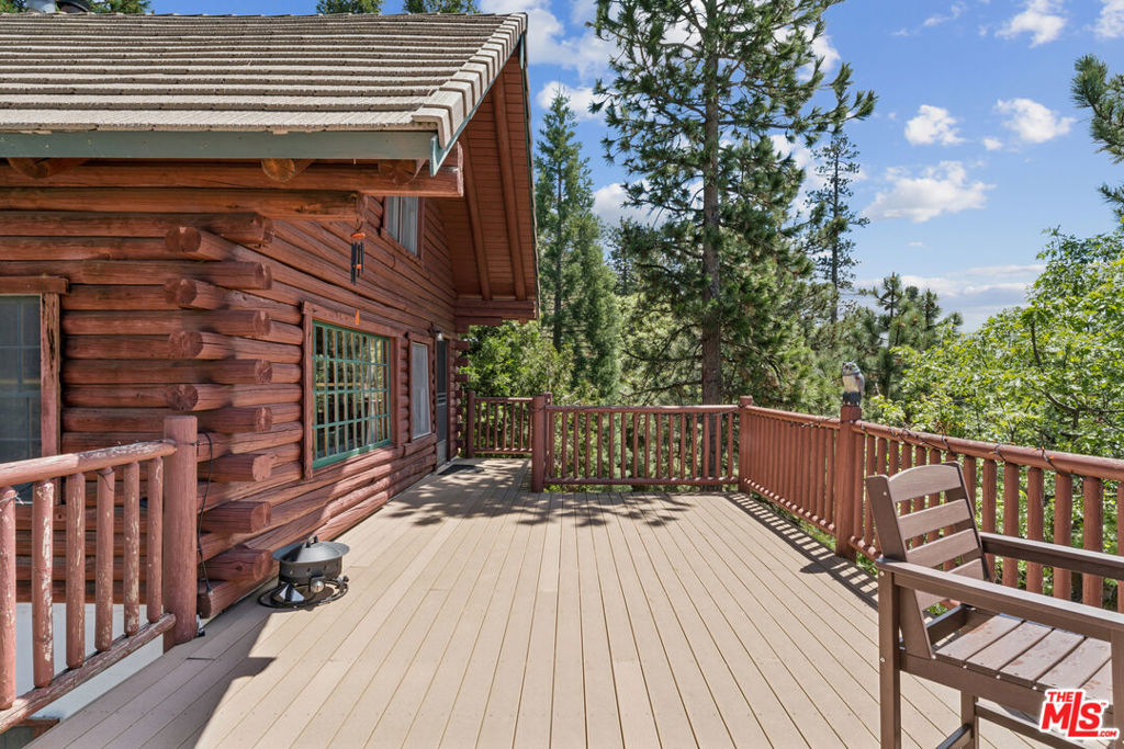 4 Winding Way Property Photo 32