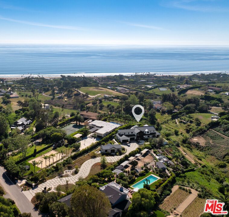 5819 Filaree Property Photo 4