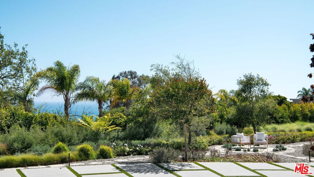 5819 Filaree Property Photo 7