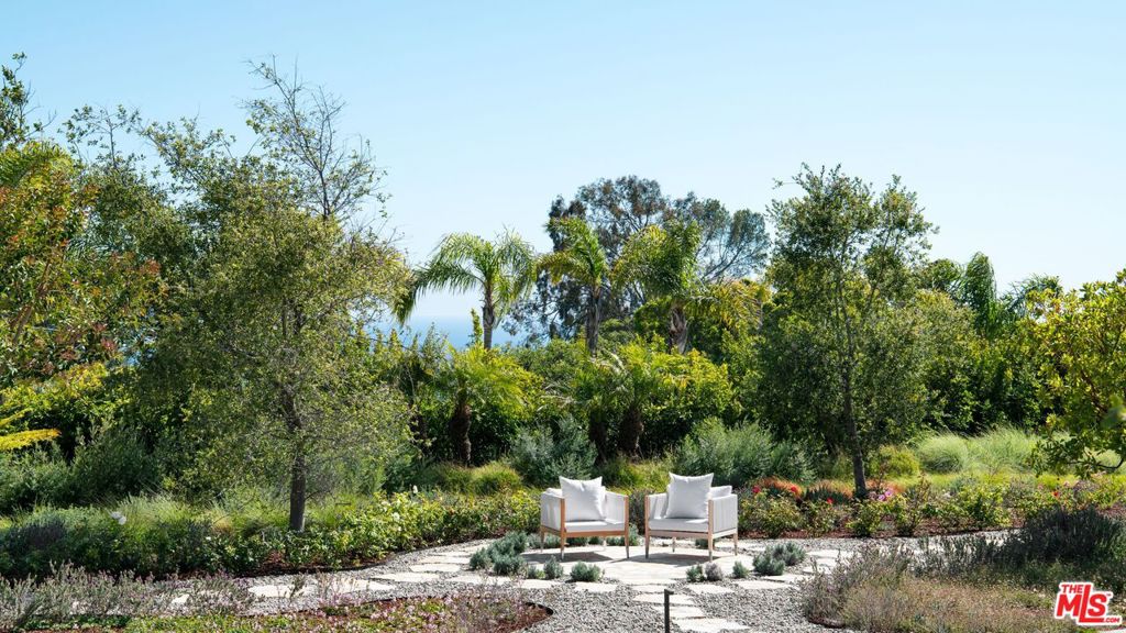 5819 Filaree Property Photo 8