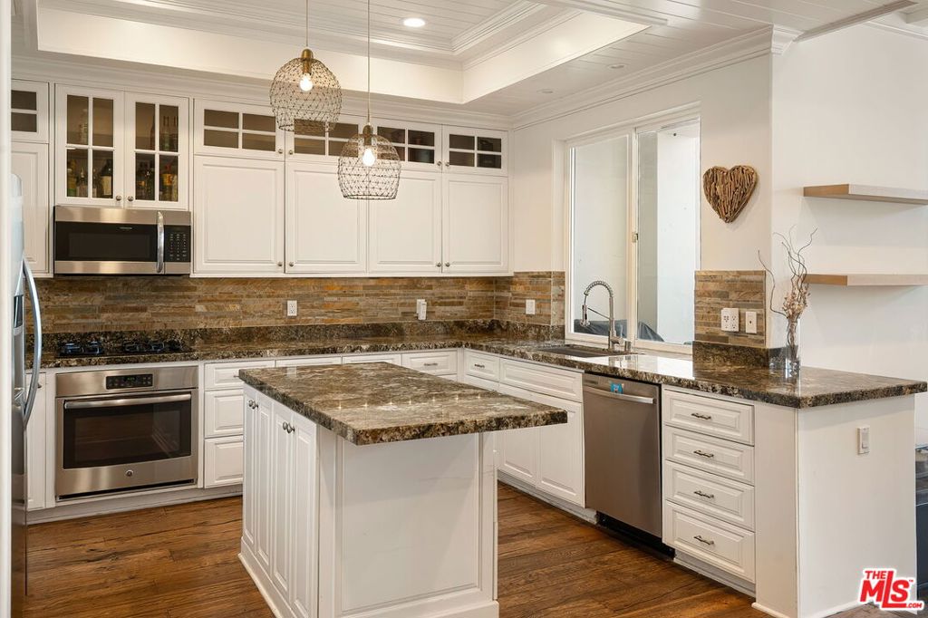 6422 Lunita Road Property Photo 10