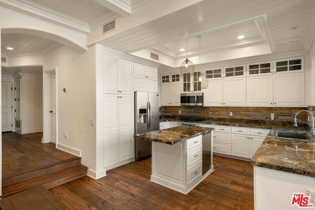 6422 Lunita Road Property Photo 11