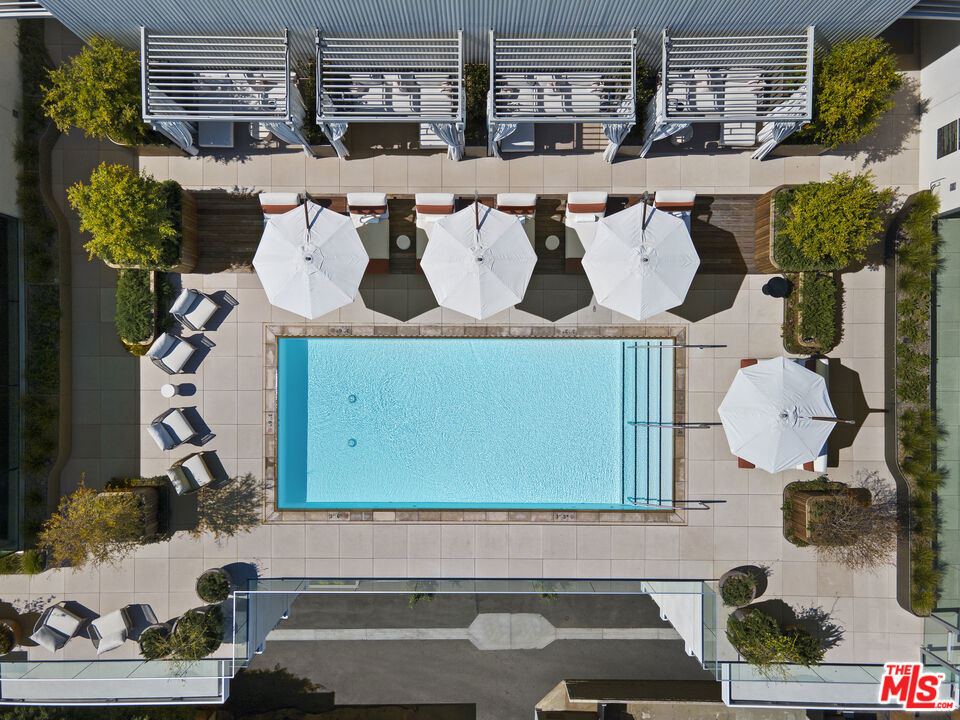 9200 Wilshire Boulevard 504e Property Photo 15