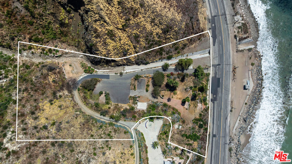 19355 Pacific Coast Highway Property Photo 3