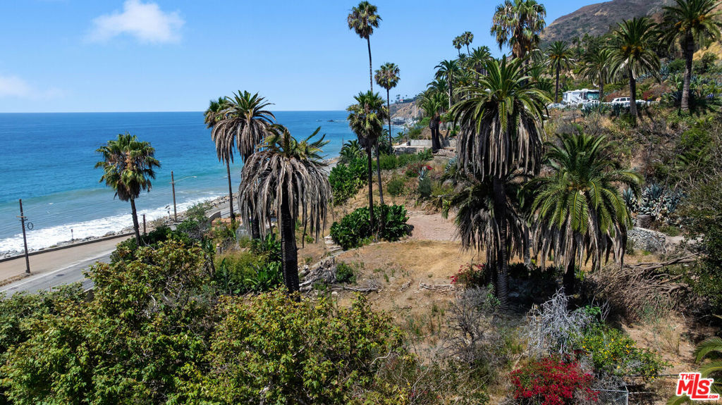 19355 Pacific Coast Highway Property Photo 13