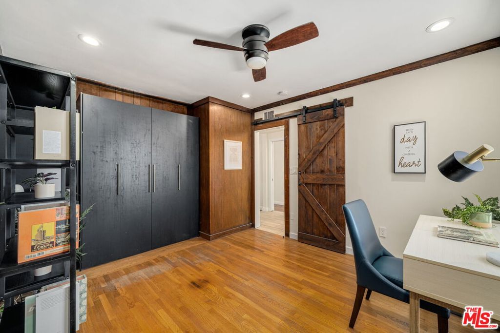 9134 Swinton Avenue Property Photo 14