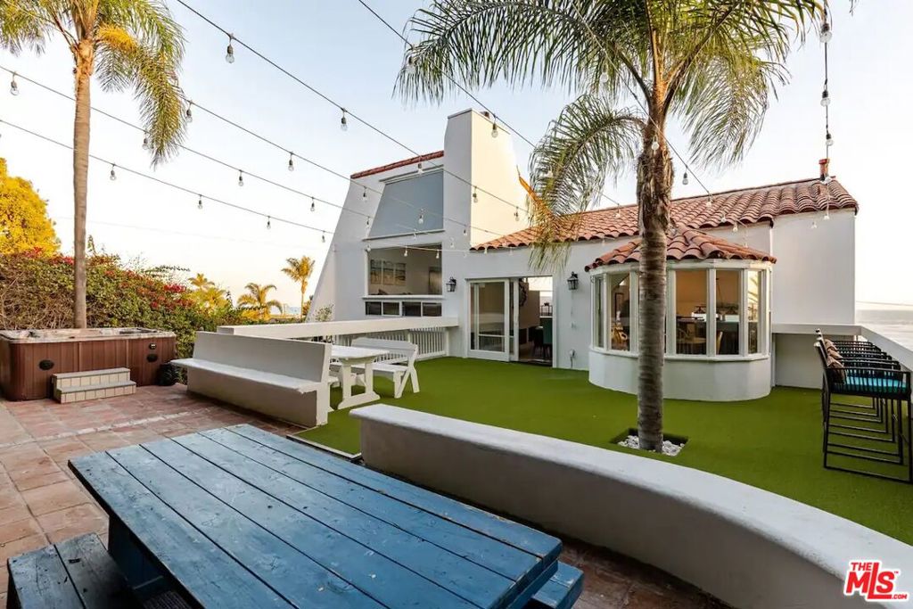 21625 Pacific Coast Highway Property Photo 15
