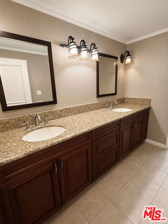 1818 Pelham Avenue 103 Property Photo 12