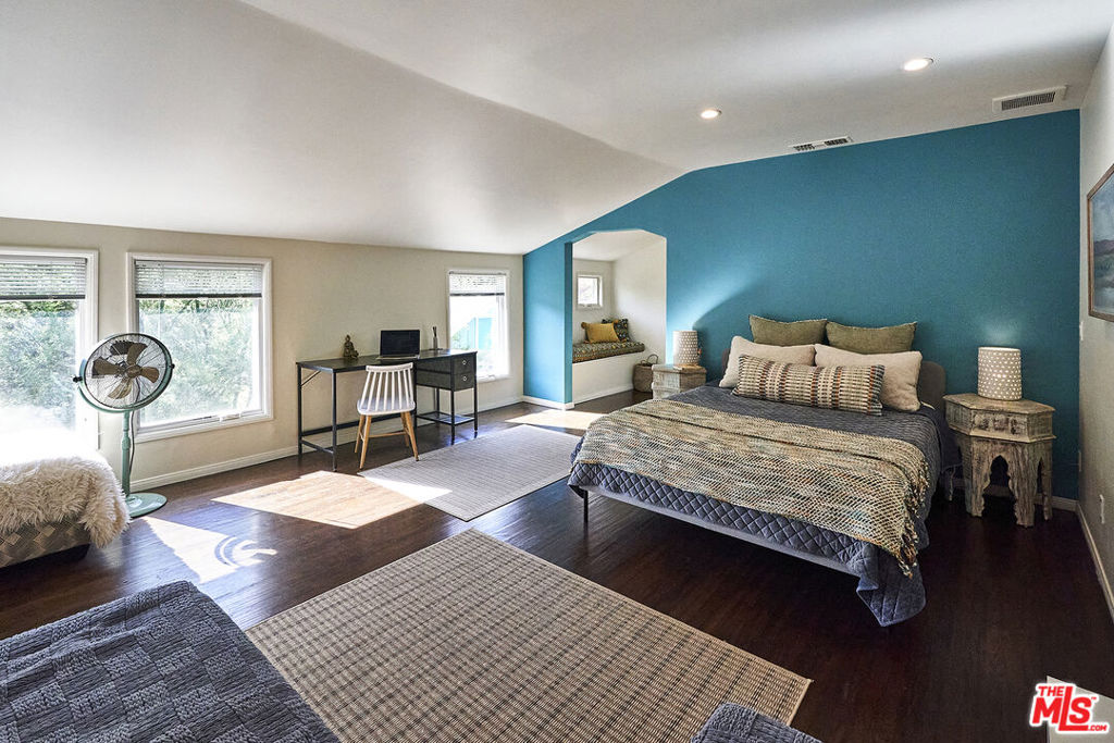 6101 Shoup Avenue Property Photo 44