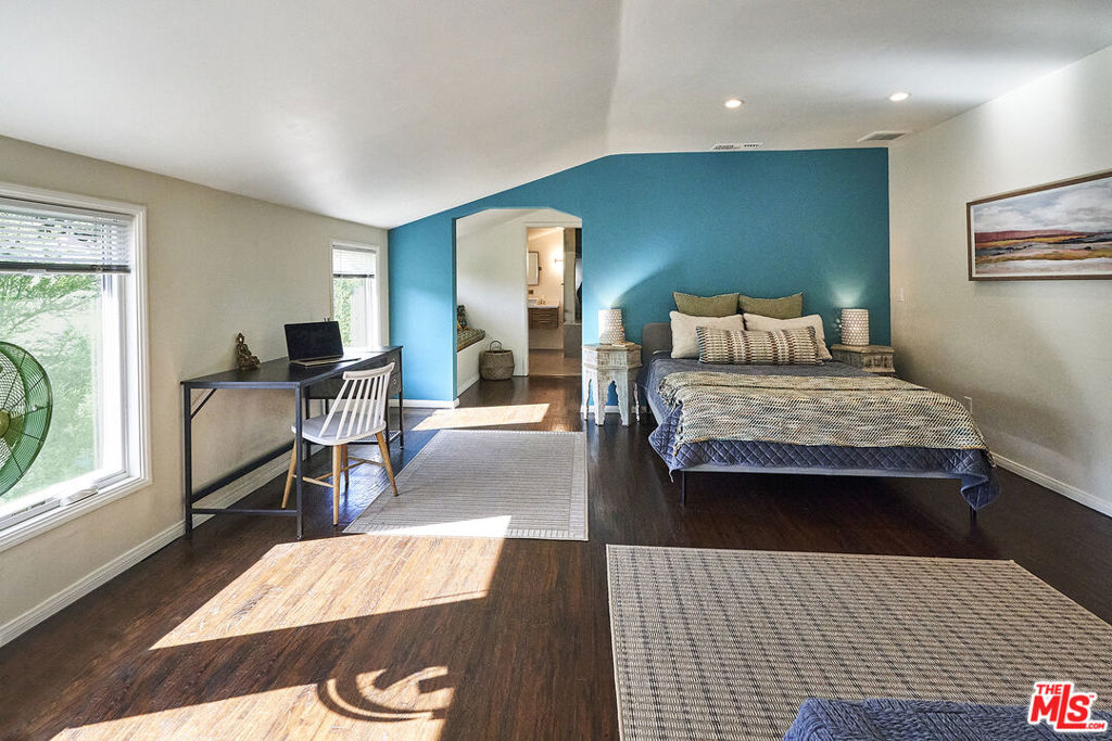 6101 Shoup Avenue Property Photo 45