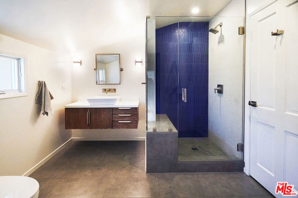 6101 Shoup Avenue Property Photo 46