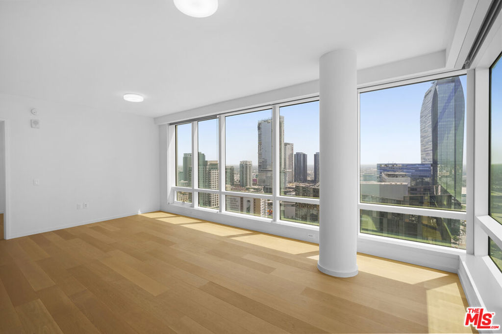 877 Francisco Street 2811 Property Photo 7
