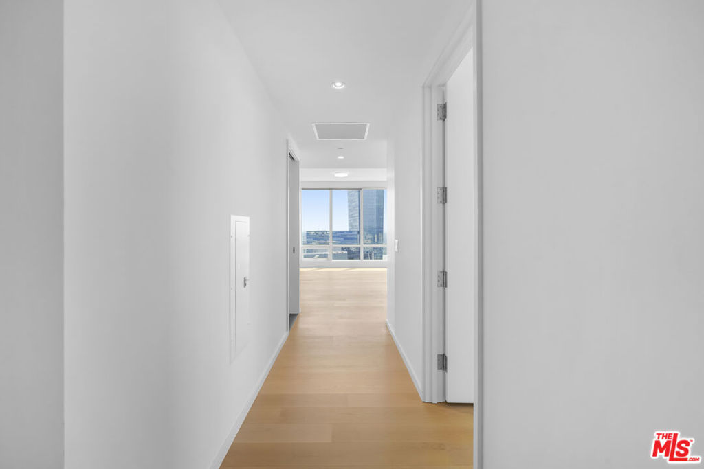 877 Francisco Street 2811 Property Photo 29