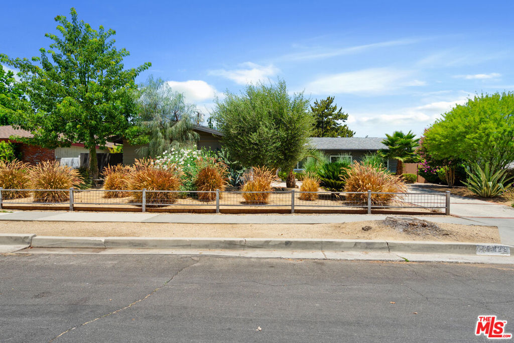 22429 Bessemer Street Property Photo 45