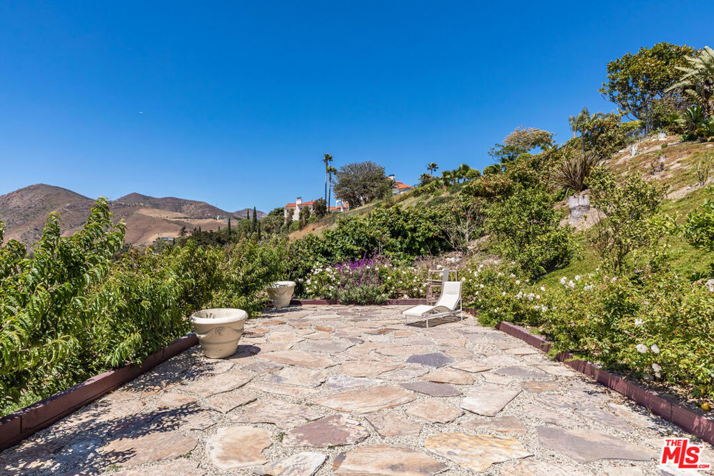 6251 Ramirez Mesa Drive Property Photo 15