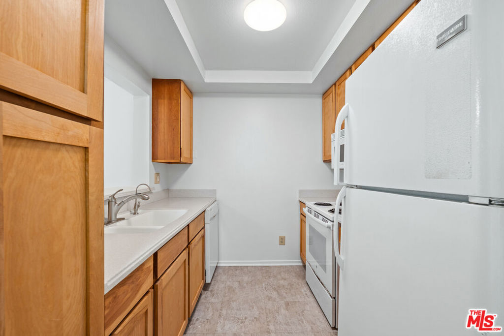 501 Palisades Drive 207 Property Photo 14