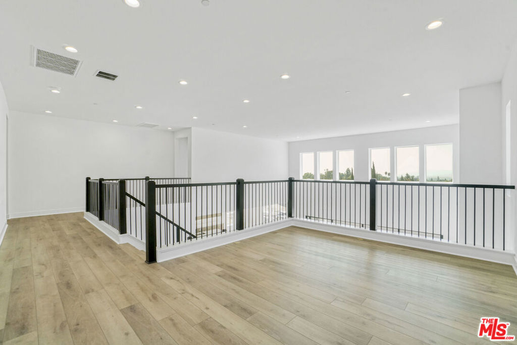 20534 Edgewood Court Property Photo 31