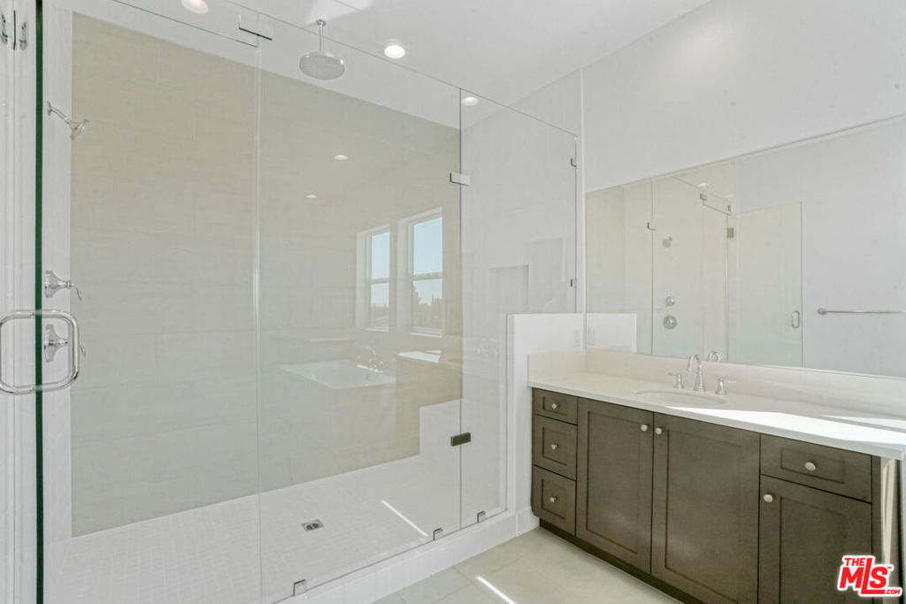 20534 Edgewood Court Property Photo 45
