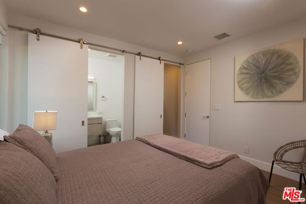 721 N Spaulding Avenue Property Photo 26