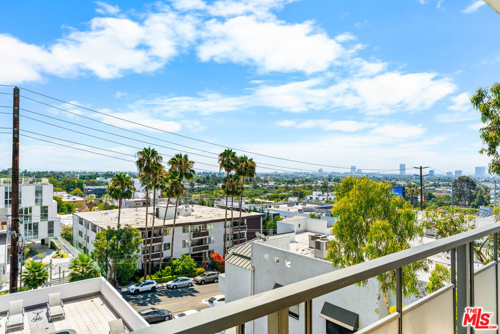 1155 N La Cienega Boulevard 306 Property Photo 10