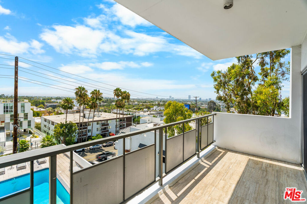 1155 N La Cienega Boulevard 306 Property Photo 11
