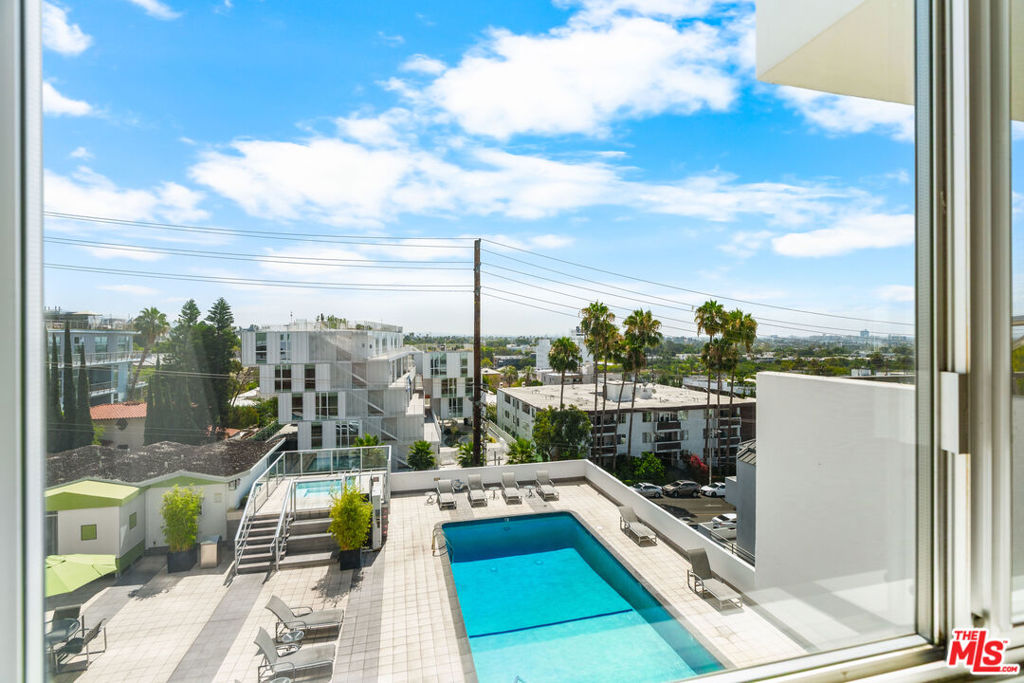 1155 N La Cienega Boulevard 306 Property Photo 33