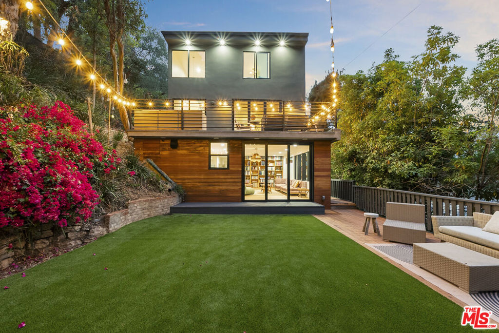 12220 Benmore Terrace Property Photo 2