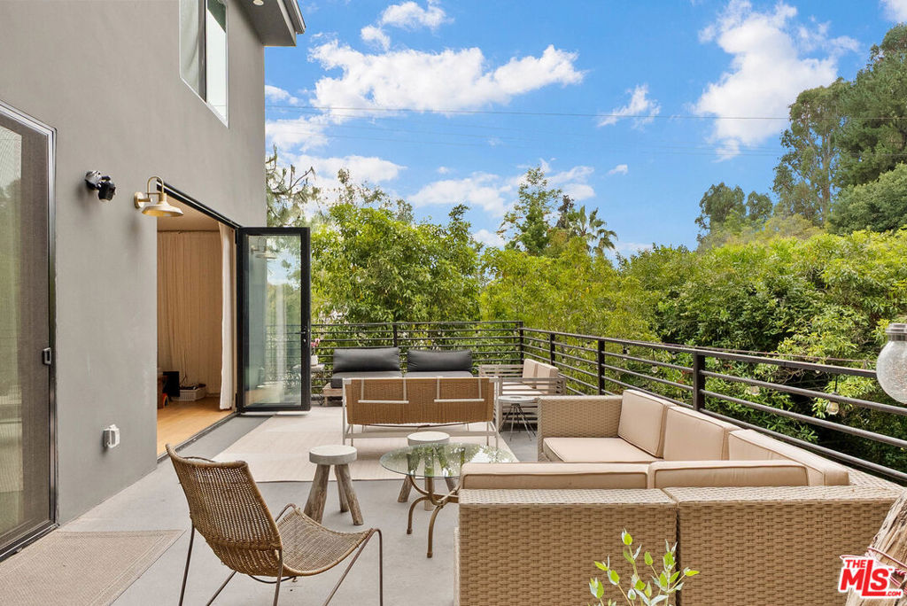 12220 Benmore Terrace Property Photo 16