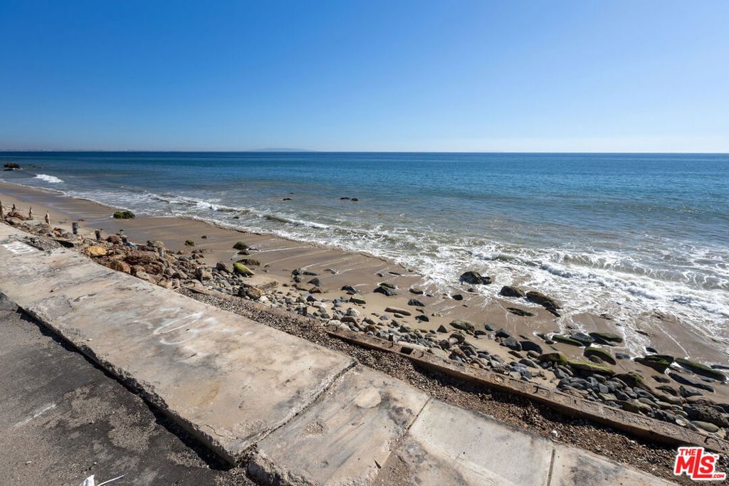 20314 Pacific Coast Highway Property Photo 6