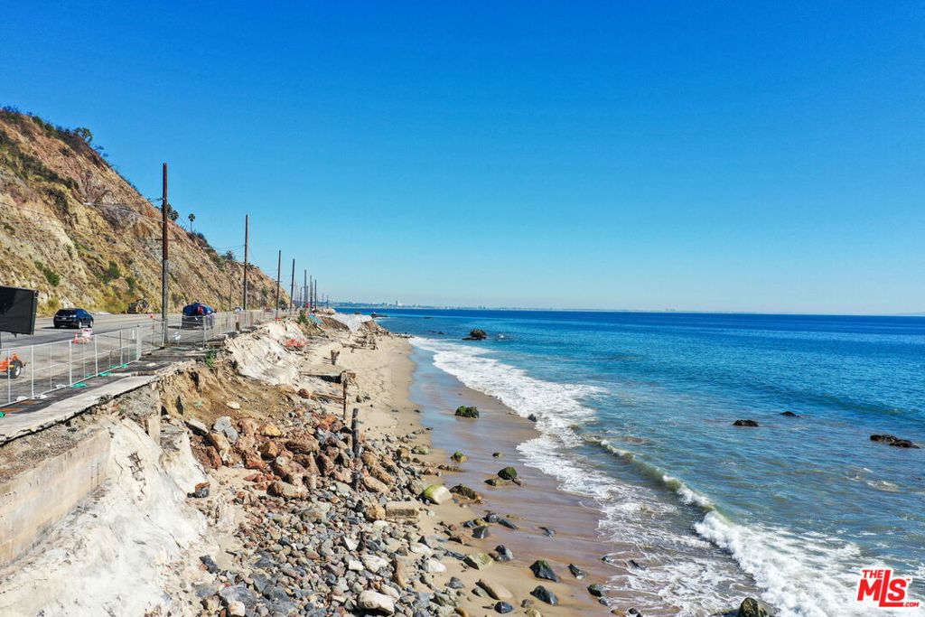 20314 Pacific Coast Highway Property Photo 7
