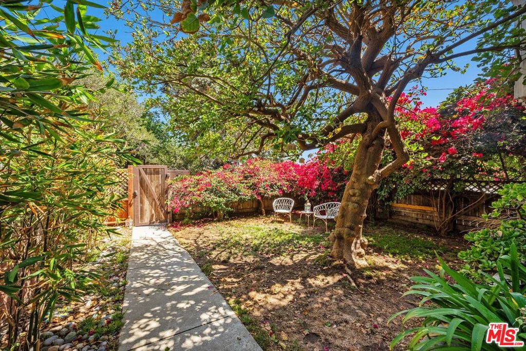 19 Sunset Avenue 3 Property Photo 24