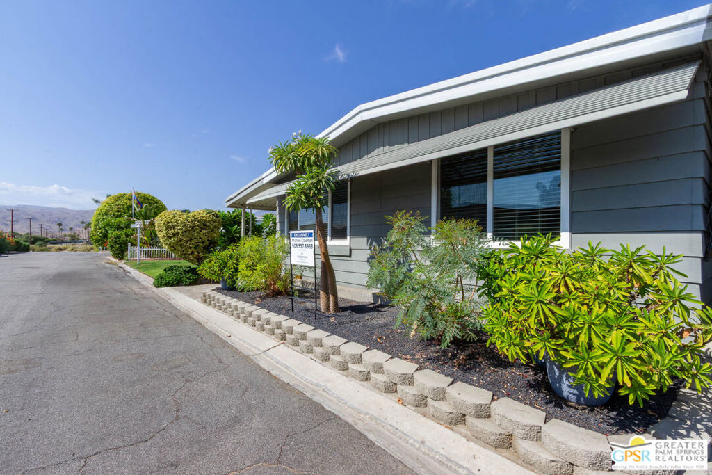 145 Calle Arriba Property Photo 4