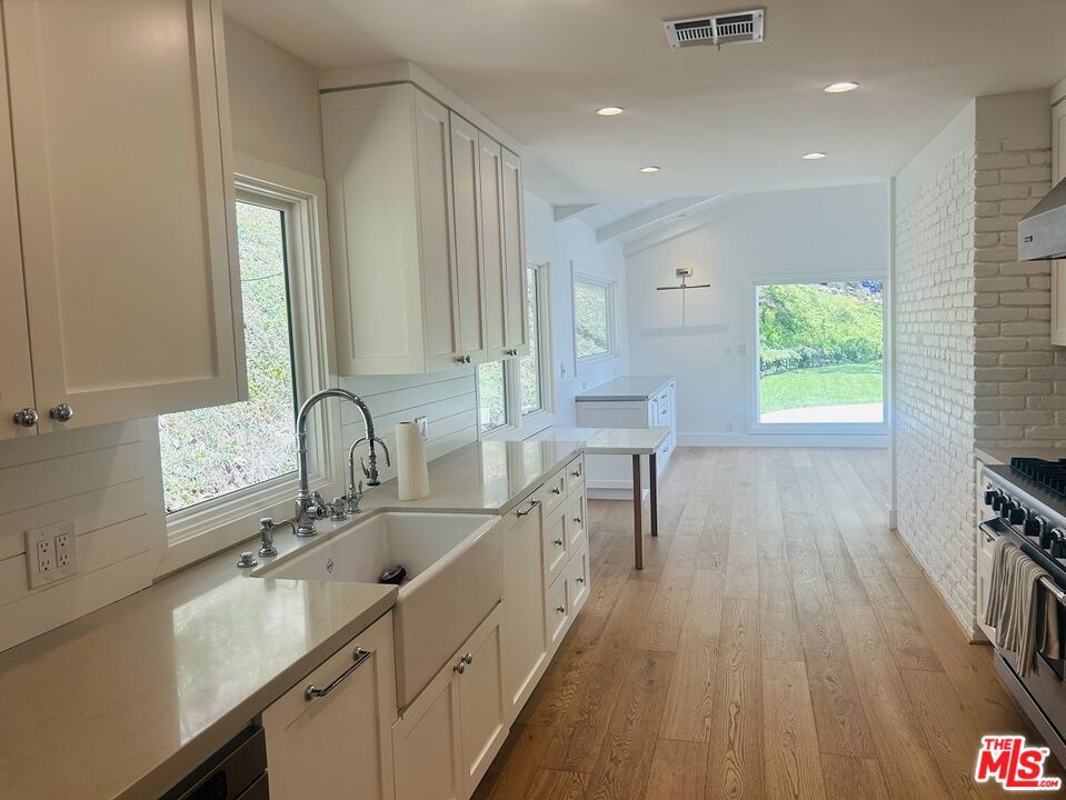 20645 Seaboard Road Property Photo 6