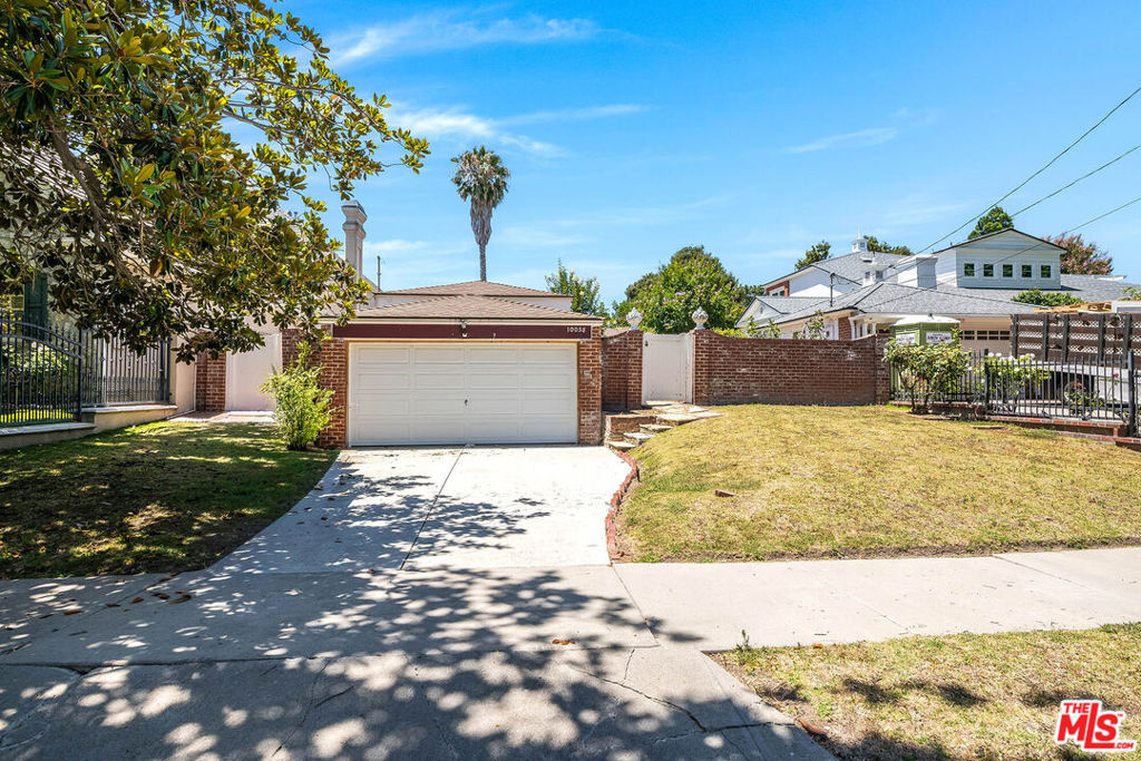 10058 Valley Spring Lane Property Photo 2