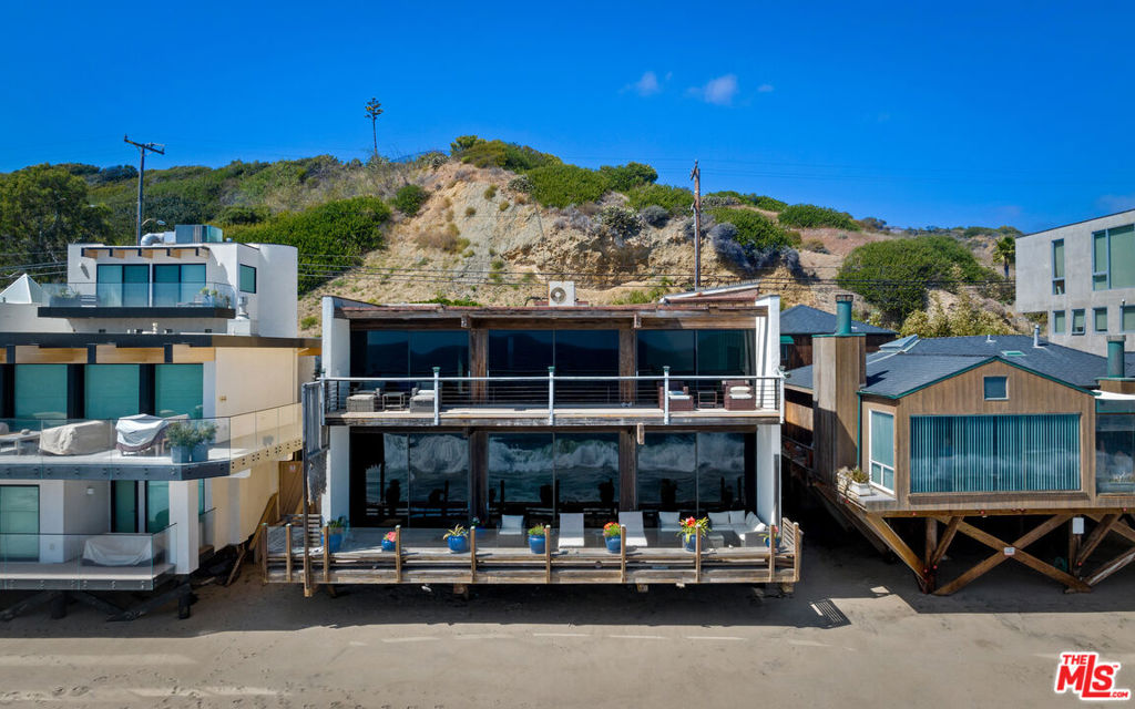 24638 Malibu Road Property Photo 3