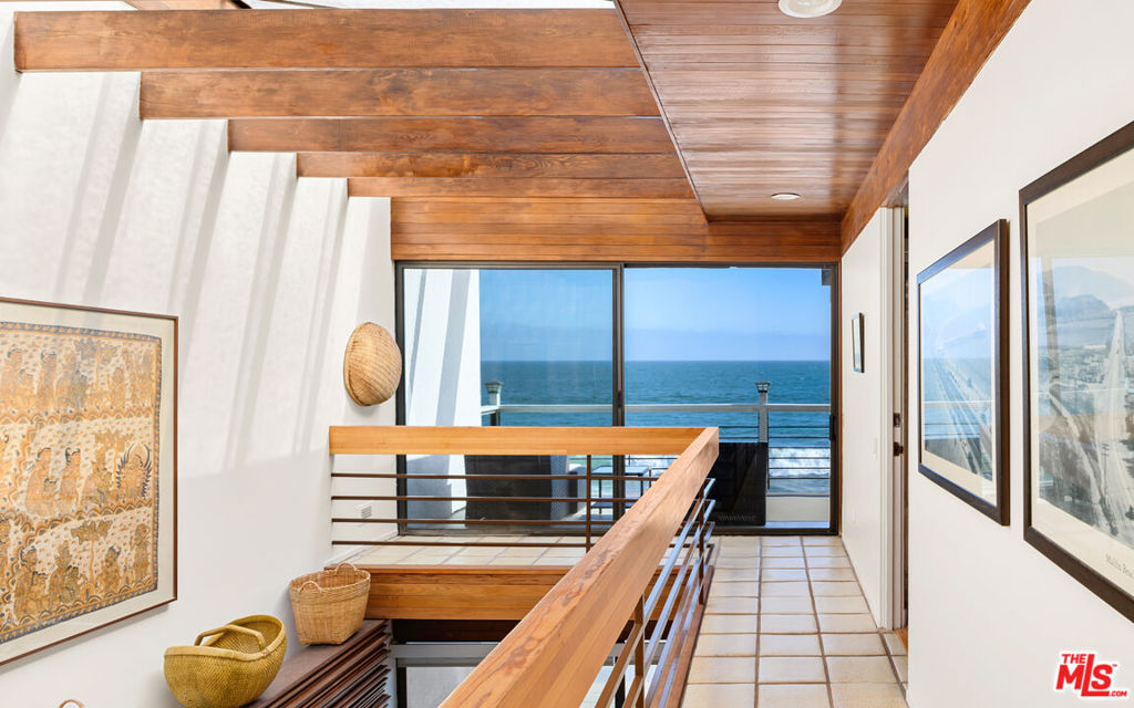 24638 Malibu Road Property Photo 17