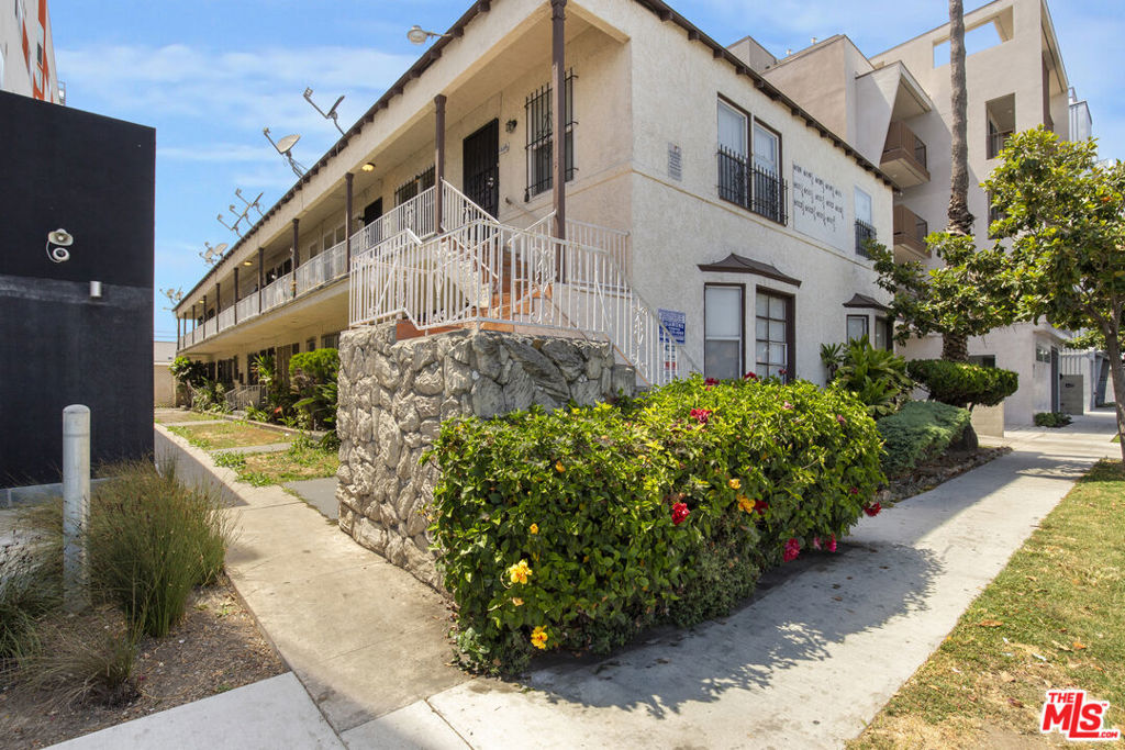 6519 Crenshaw Boulevard Property Photo 9