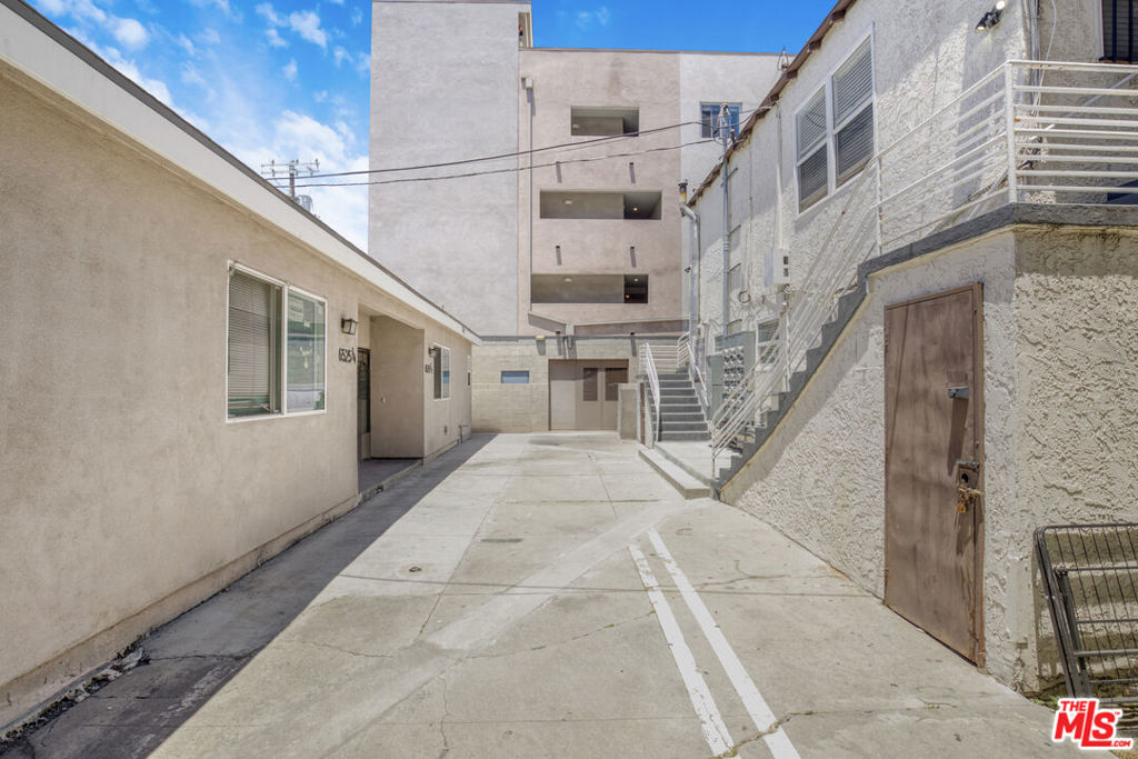 6519 Crenshaw Boulevard Property Photo 23