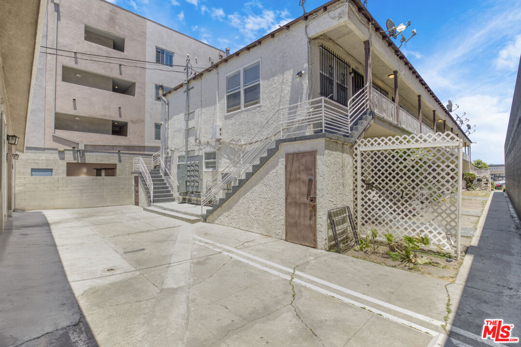 6519 Crenshaw Boulevard Property Photo 24
