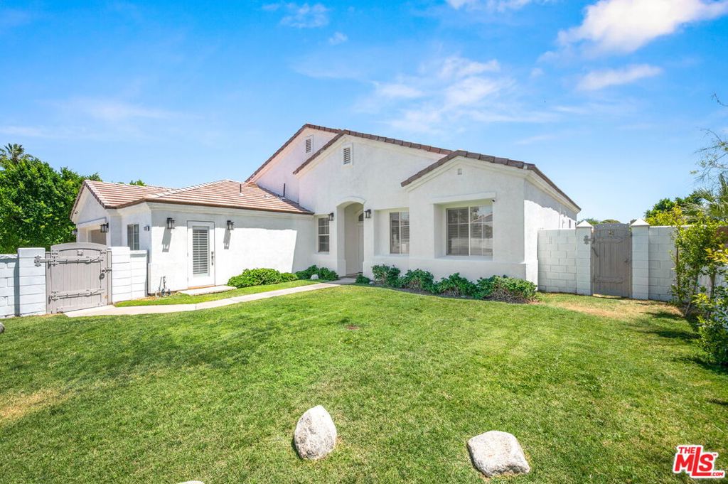 3260 N Avenida San Gabriel Rd Property Photo 56
