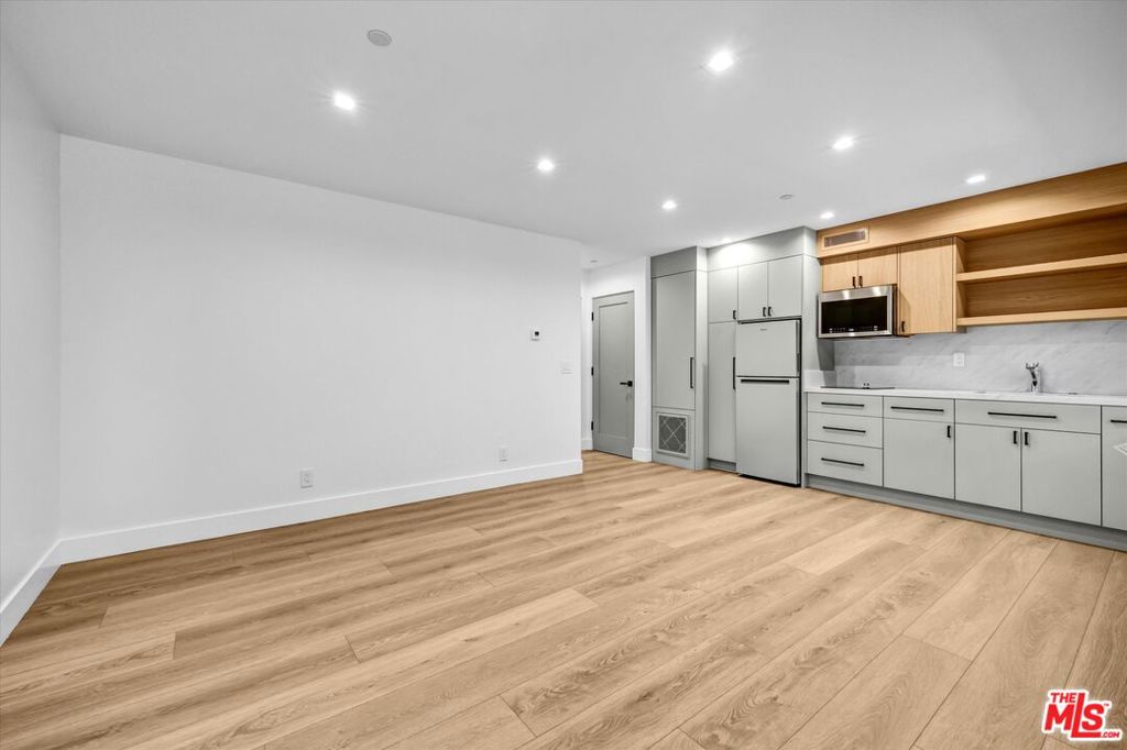 21024 Laguna Canyon Road Property Photo 10